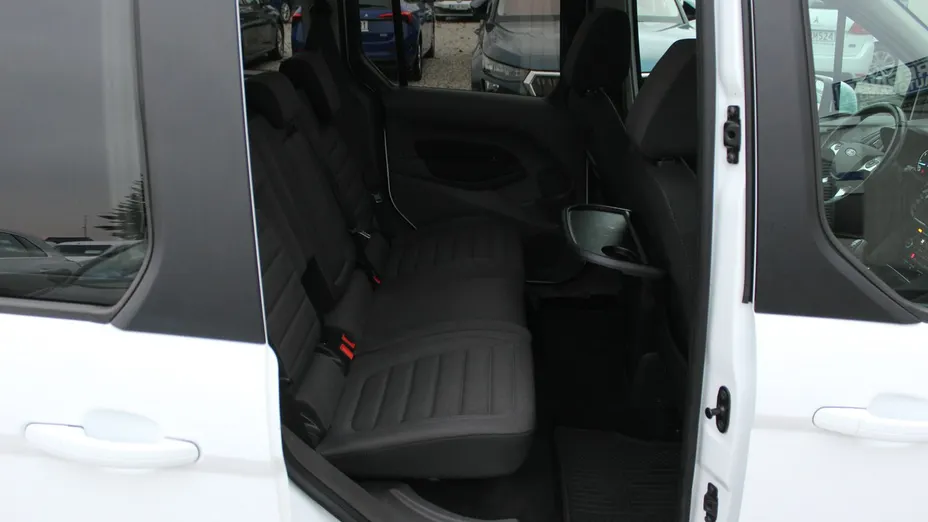 FORD Tourneo Connect -