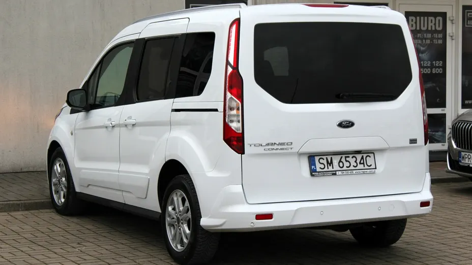 FORD Tourneo Connect -
