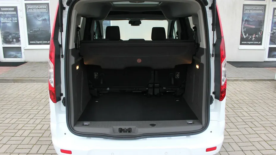 FORD Tourneo Connect -