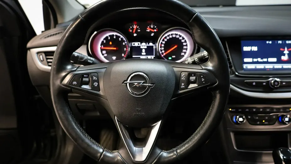 OPEL Astra -