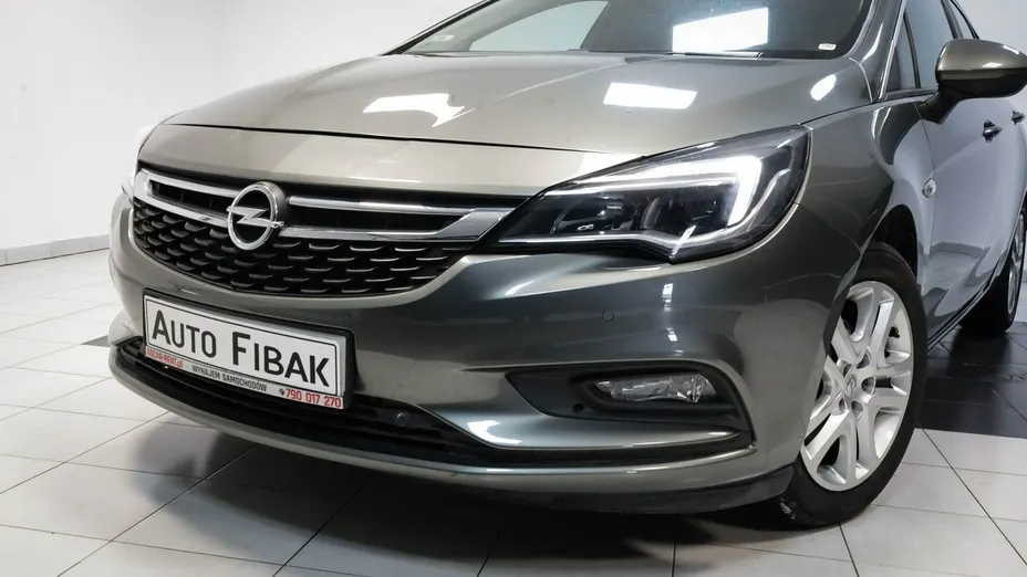 OPEL Astra -