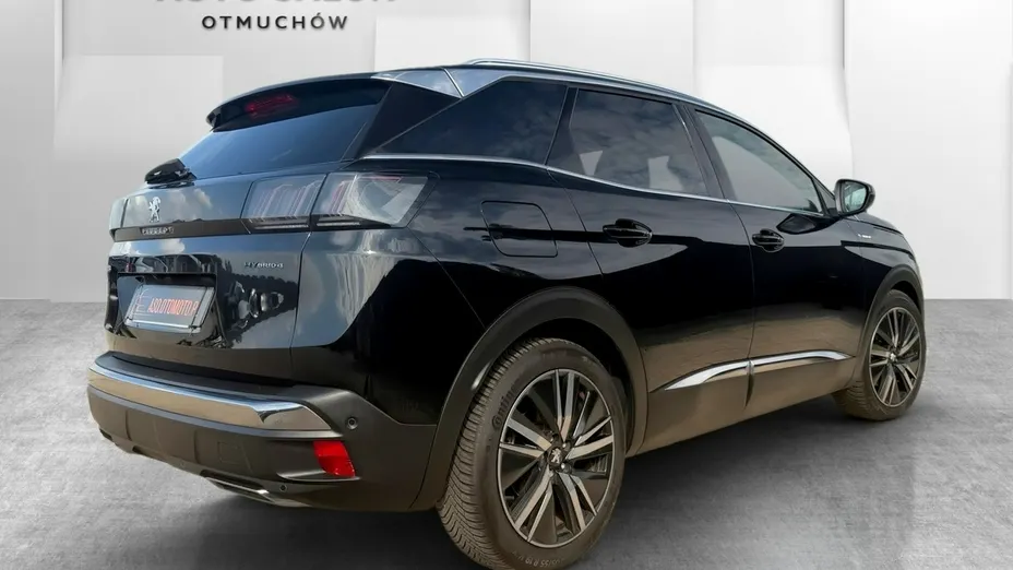 PEUGEOT 3008 -