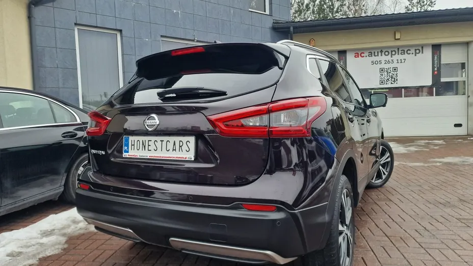 NISSAN Qashqai -