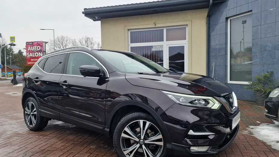 NISSAN Qashqai -