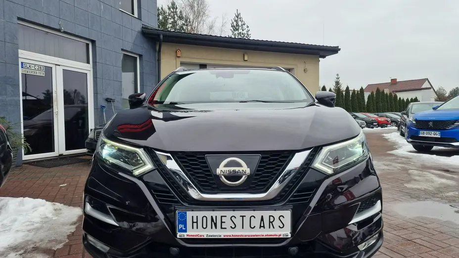 NISSAN Qashqai -