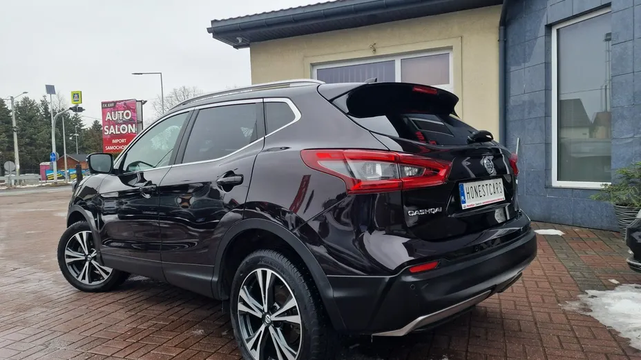 NISSAN Qashqai -