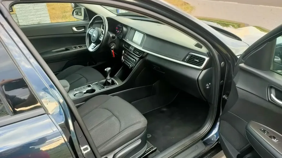 KIA Optima -