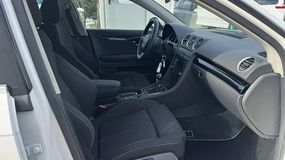 SEAT Exeo -