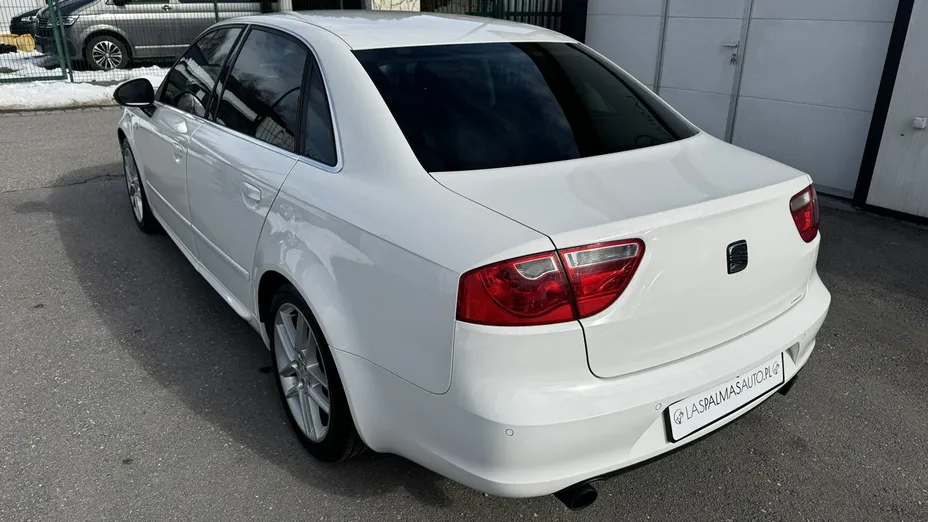 SEAT Exeo -