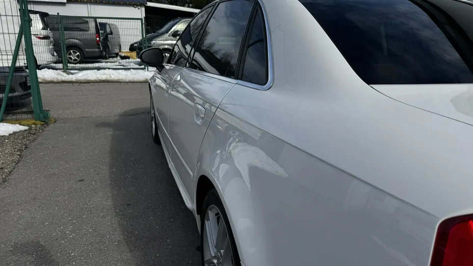 SEAT Exeo -