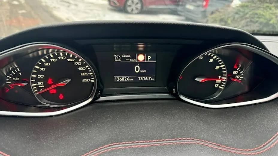 PEUGEOT 308 -