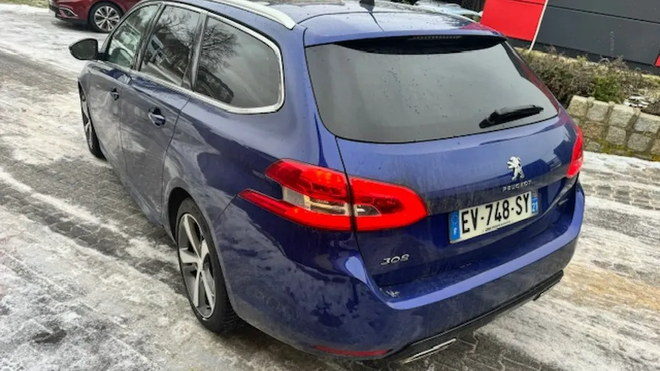 PEUGEOT 308 -