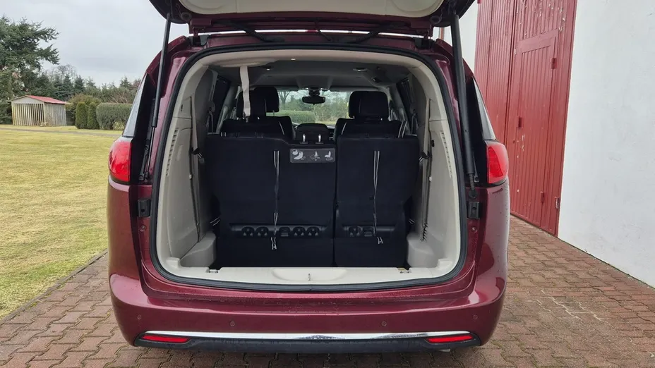 CHRYSLER Pacifica -