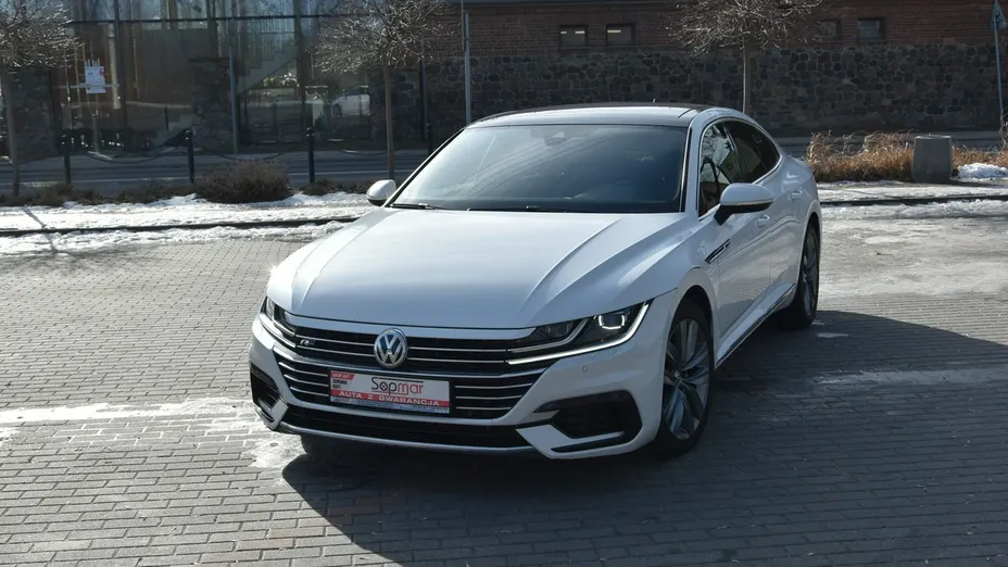 VOLKSWAGEN Arteon -