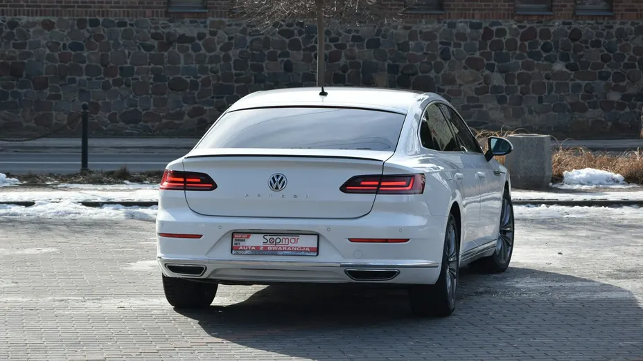 VOLKSWAGEN Arteon -