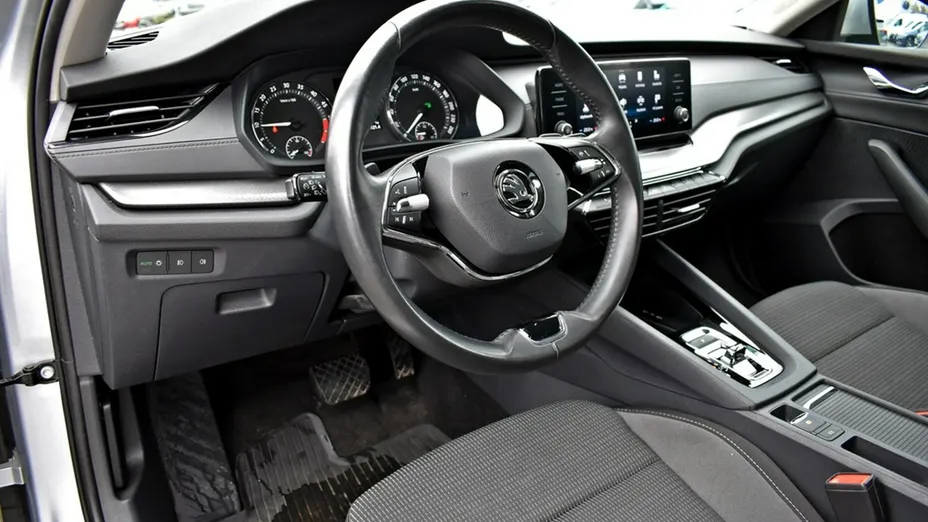 SKODA Octavia -