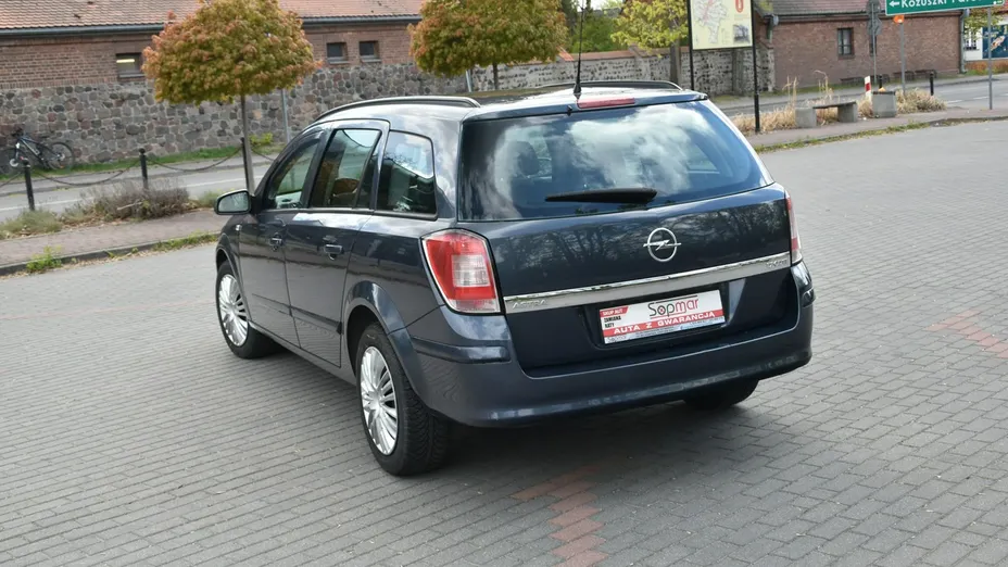 OPEL Astra -