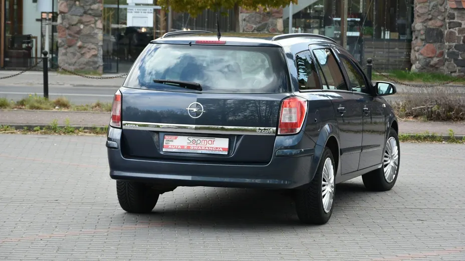 OPEL Astra -