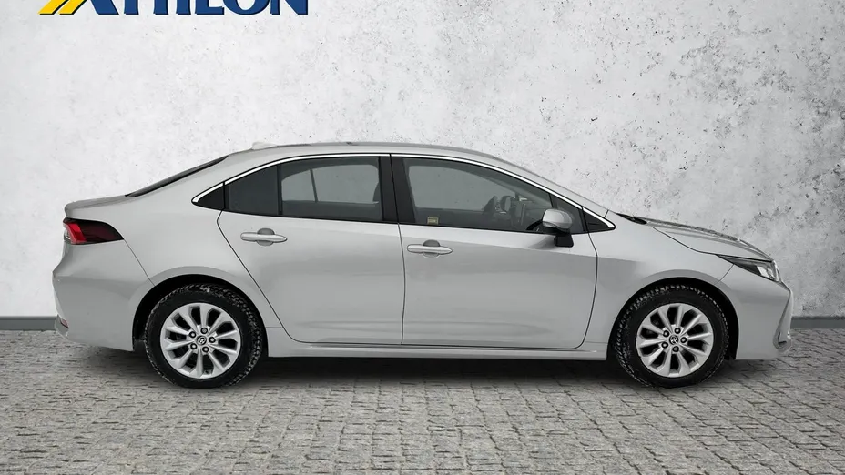 TOYOTA Corolla -