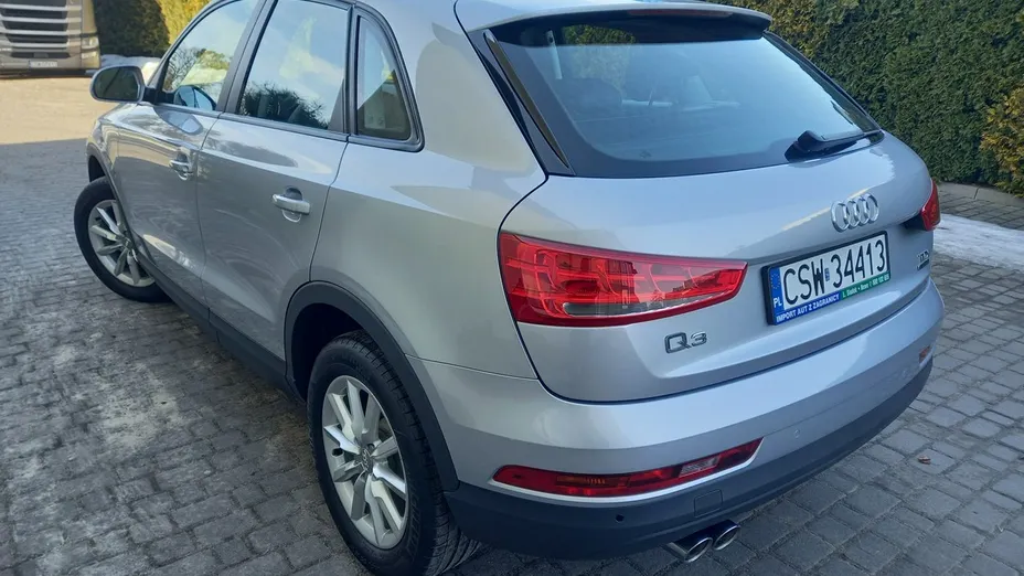 AUDI Q3 -