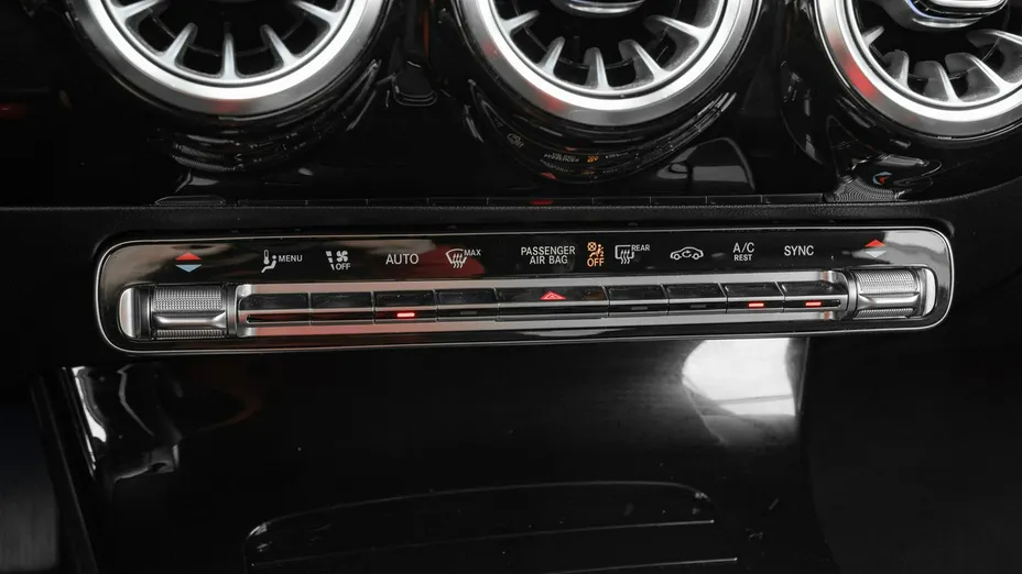 MERCEDES-BENZ A Klasa -