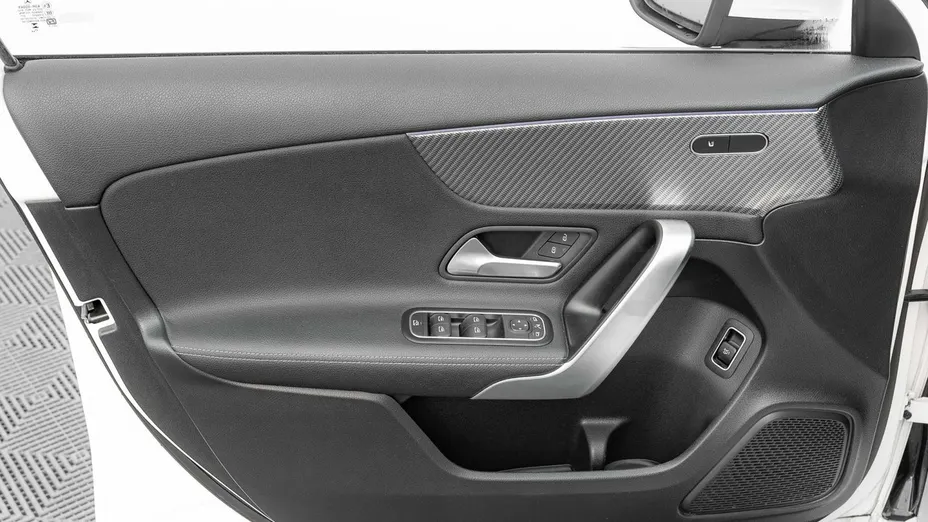 MERCEDES-BENZ A Klasa -