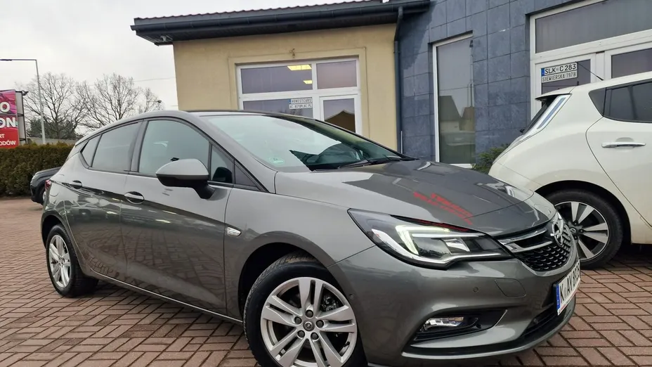 OPEL Astra -