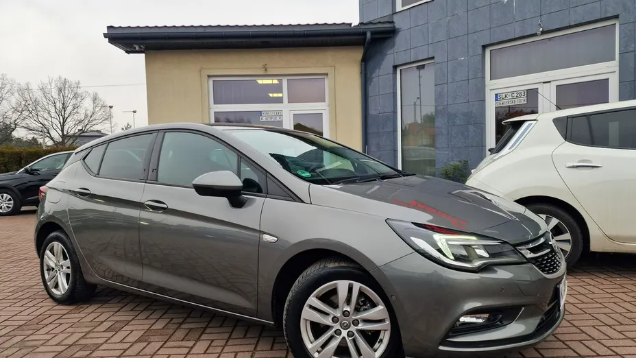 OPEL Astra -