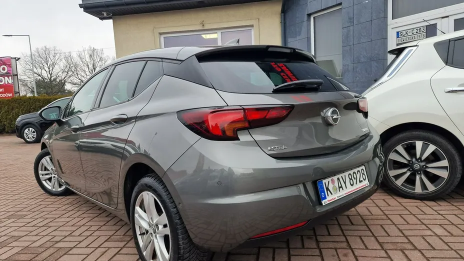 OPEL Astra -