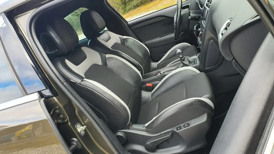 CITROEN DS4 -