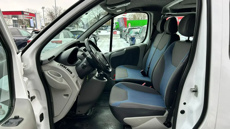 RENAULT Trafic -