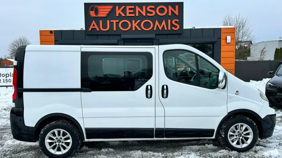 RENAULT Trafic -