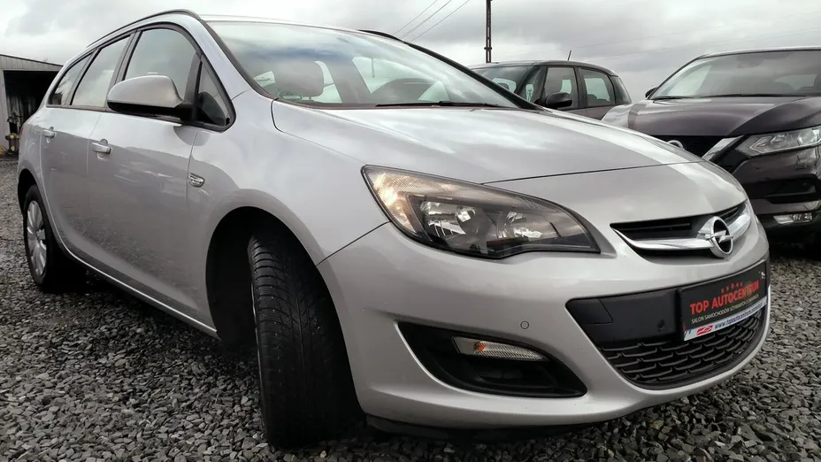 OPEL Astra -