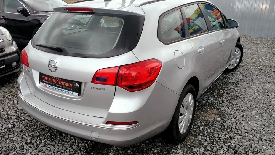 OPEL Astra -