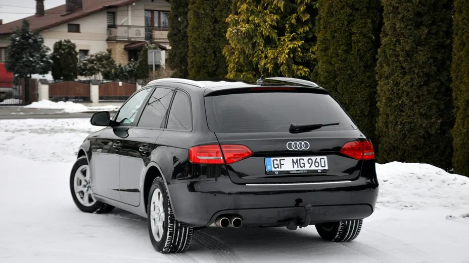 AUDI A4 -