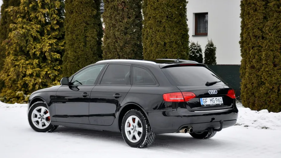 AUDI A4 -