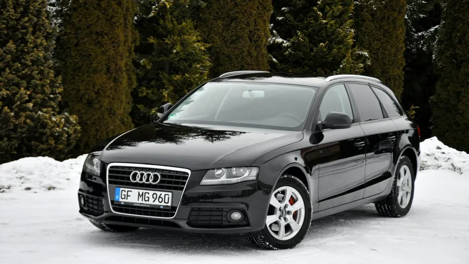 AUDI A4 -