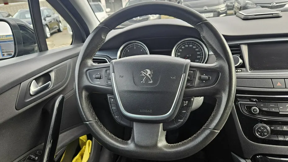 PEUGEOT 508 -