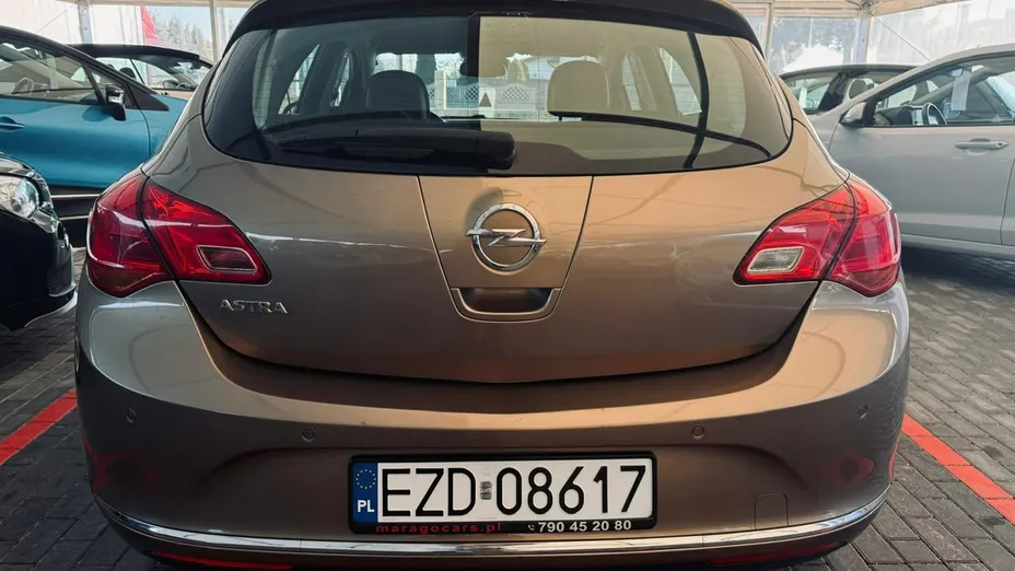 OPEL Astra -