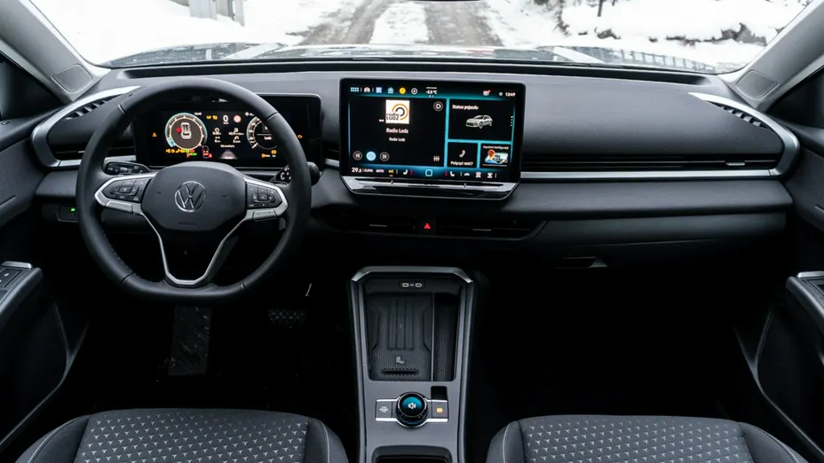 VOLKSWAGEN T-ROC -