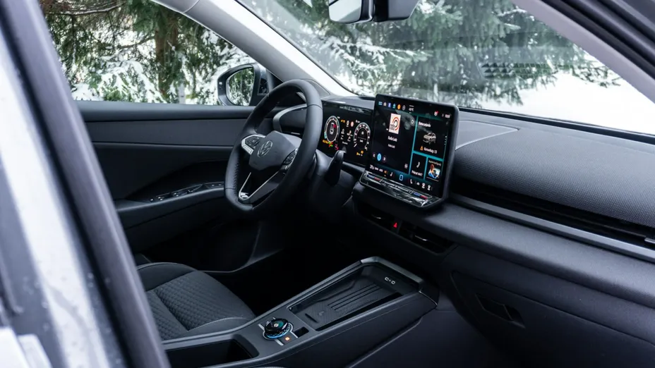 VOLKSWAGEN T-ROC -
