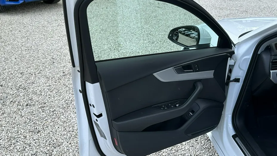 AUDI A4 Avant -