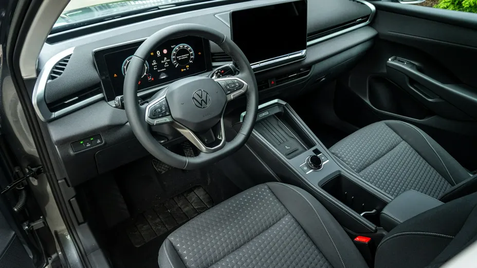 VOLKSWAGEN T-ROC -