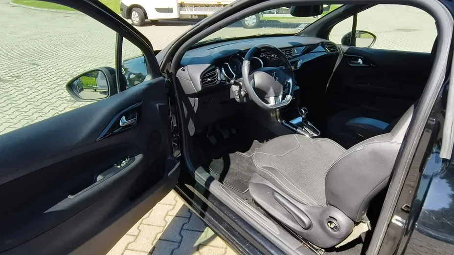 CITROEN DS3 -