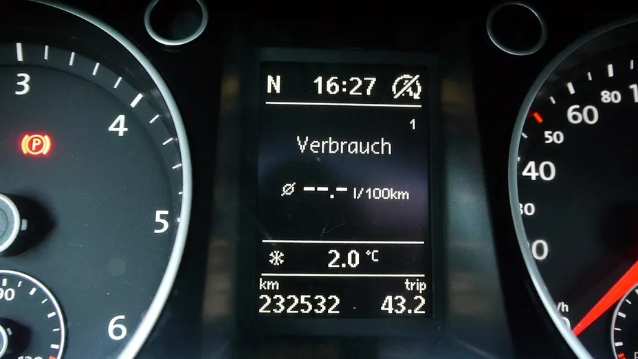 VOLKSWAGEN Passat -