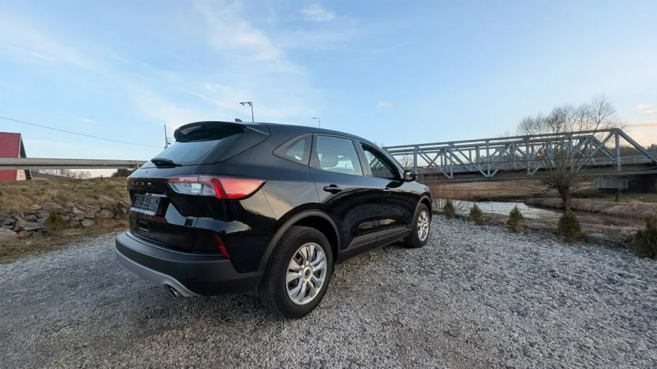 FORD Kuga -