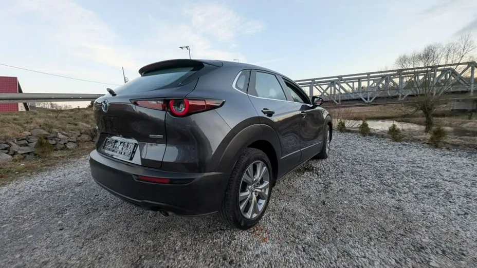MAZDA CX-30 -