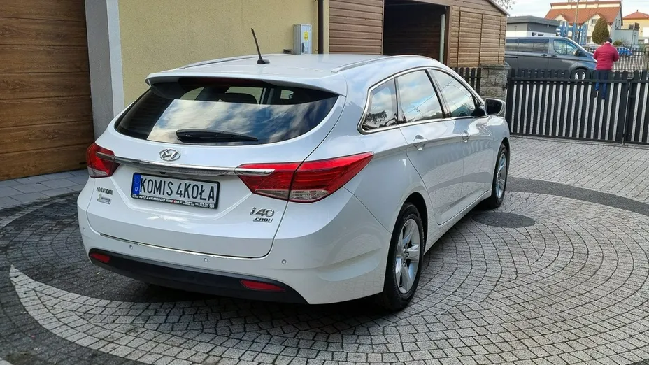 HYUNDAI i40 -