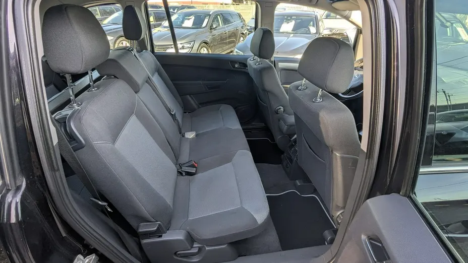 OPEL Zafira -