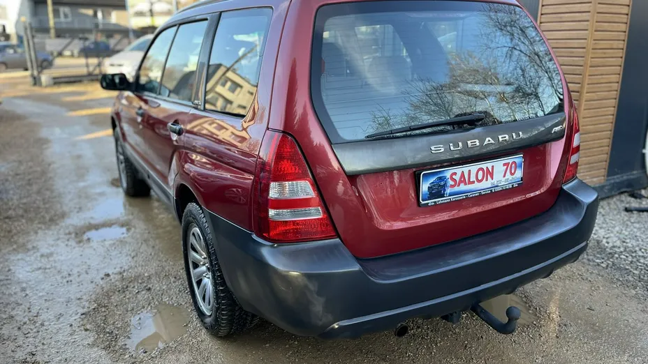 SUBARU Forester -
